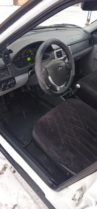 Продам приору 2013 года выпуска