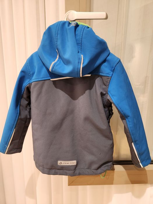 Jacheta cu gluga antivant baieti 104cm 110cm