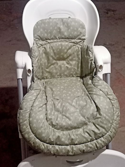 Столик для кормления