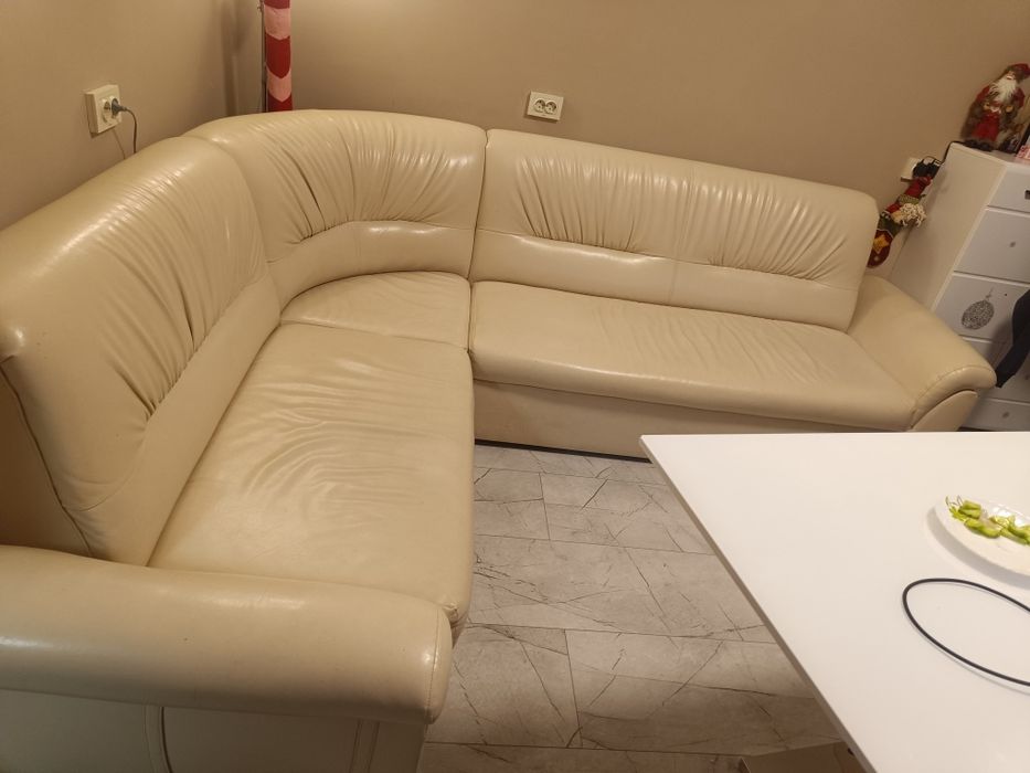 Диван еко кожа шампанско