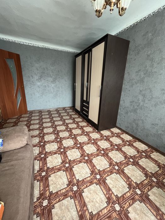 Продам двухкомнатную квартиру !