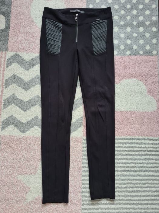 Pantaloni Guess Marime S dama