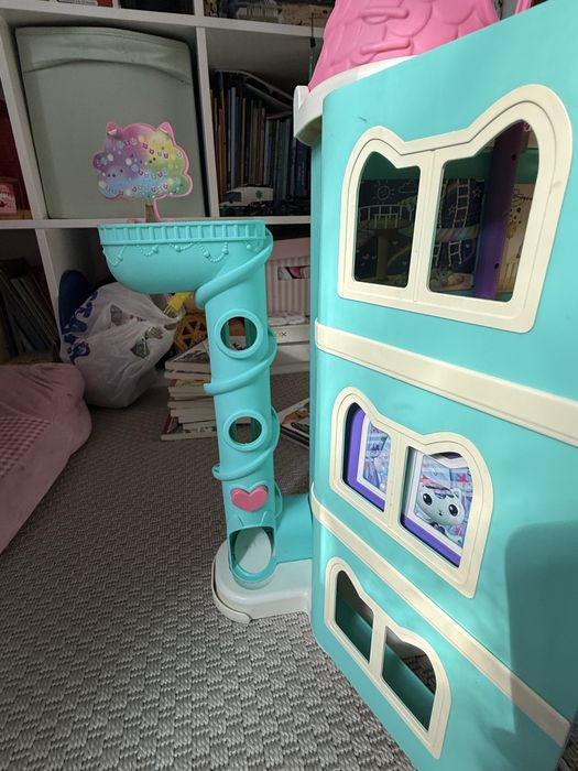 Casuta Gabby Dollhouse