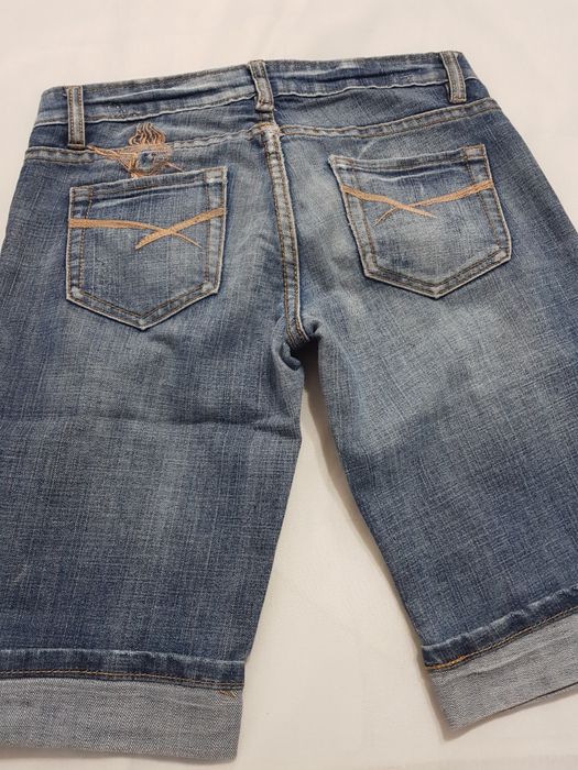 Pantaloni scurti Tommy Hilfiger si Blugi scurti