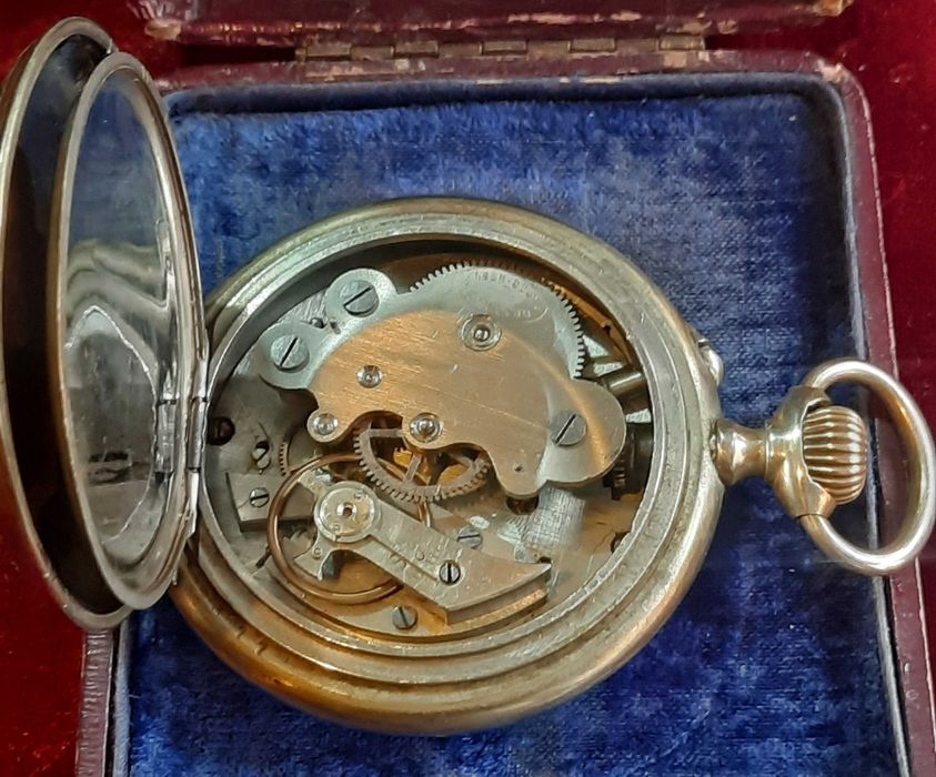 Старинен Швейцарски джобен часовник