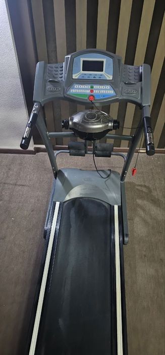 Беговая дорожка в хорошем состоянии