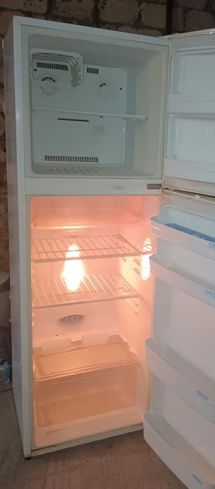 Продам холодильник