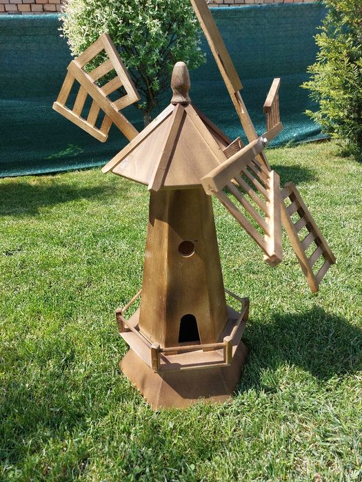 Moara de vint  decoratiun gradina