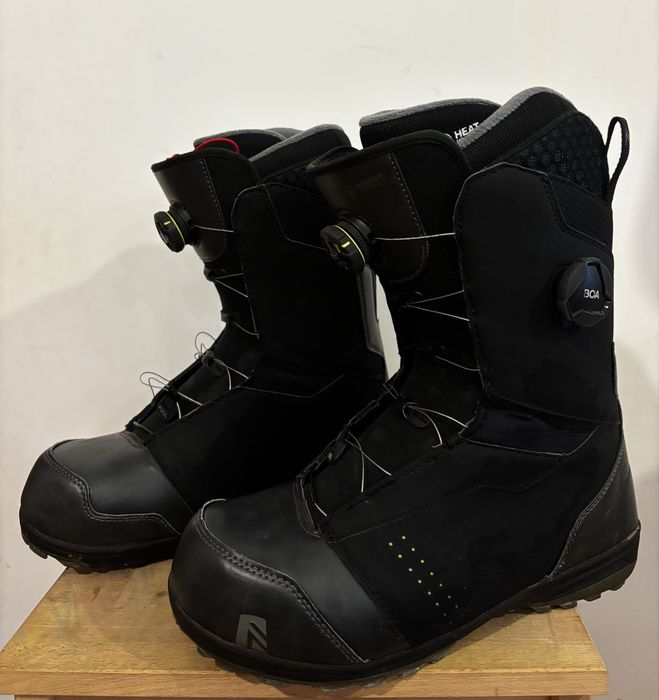 Boots Nidecker Triton