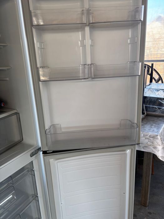 Холодильник в хорошем состоянии