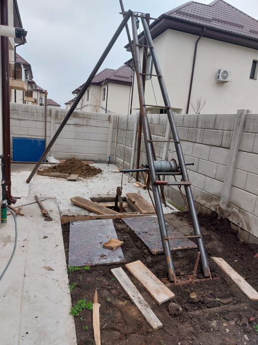 Foraje Puturi si Denisipari toata Tara