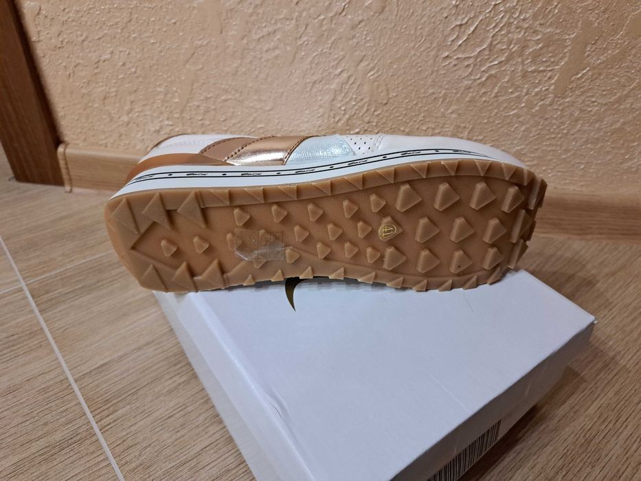 Маратонки 41 номер