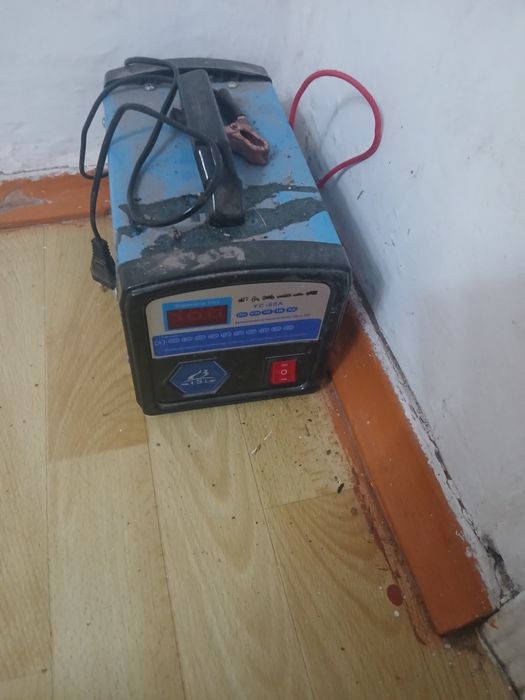 Продам зарядку н