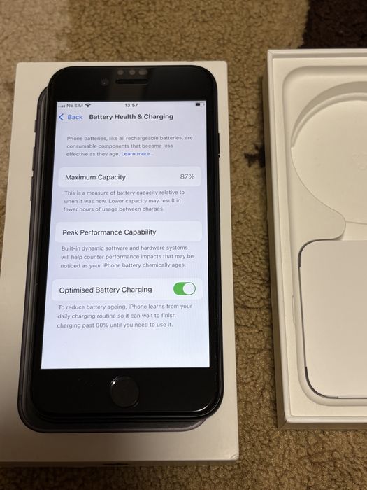 Cutie iphone Se 64 gb