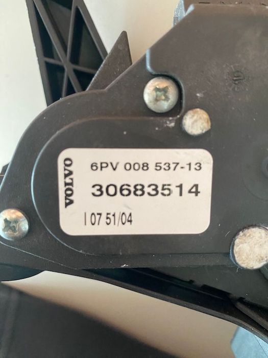 Pedala Acceleratie Volvo S60 S80 V70 XC70  30683514