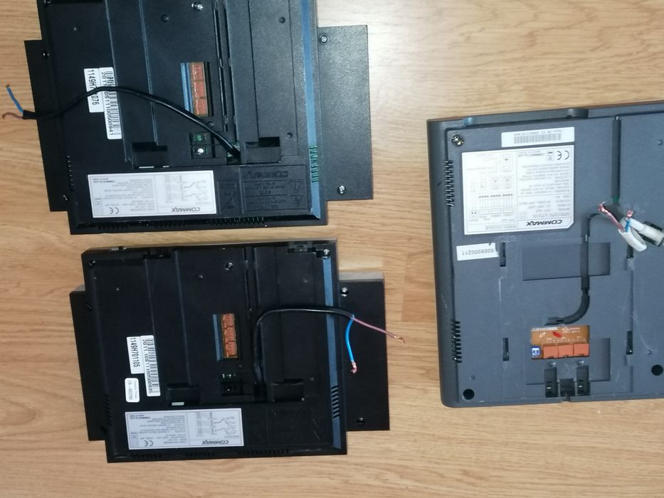 Lot Video interfoane Commax trei bucati