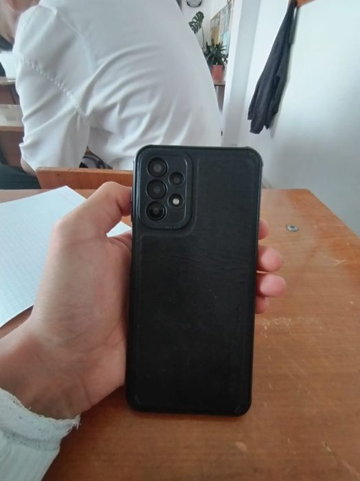 Продам телефон А13