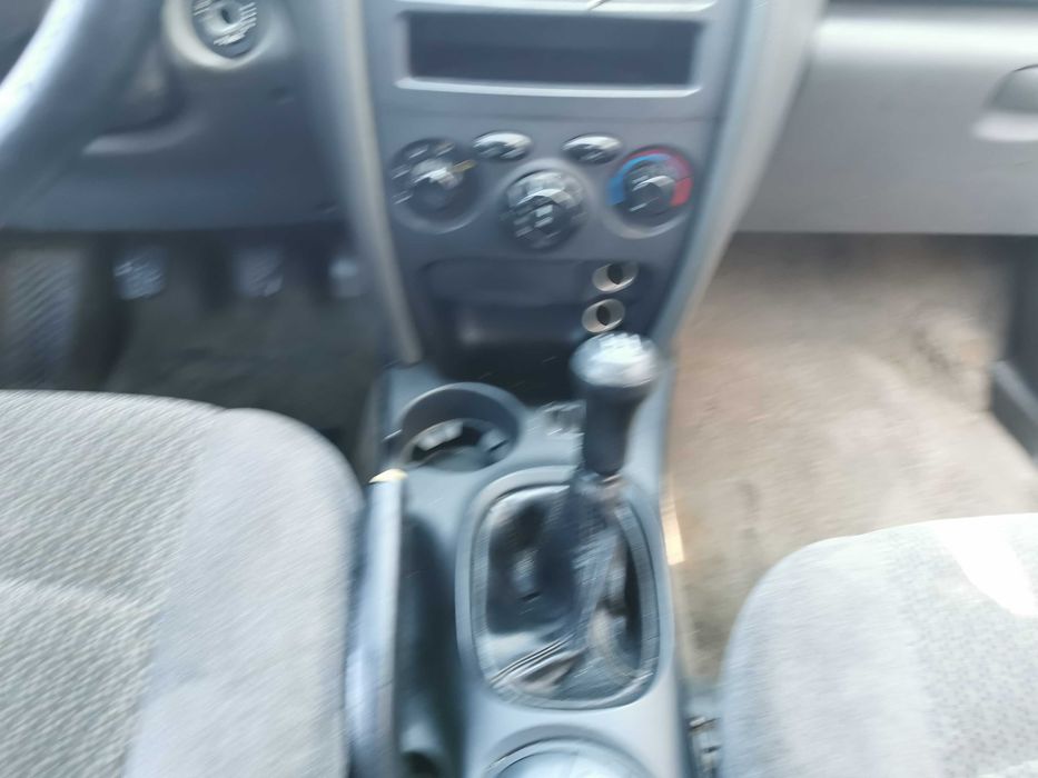 dezmembrez hyundai santa fe/hayon santa fe/usa fata santa fe/faruri