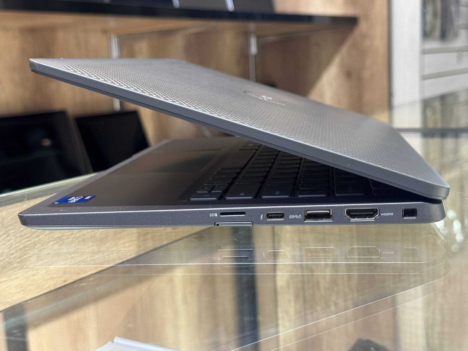DELL Carbon Latitude 7320 Core i7-1185G7 ram 16 ssd 256 сенсорный