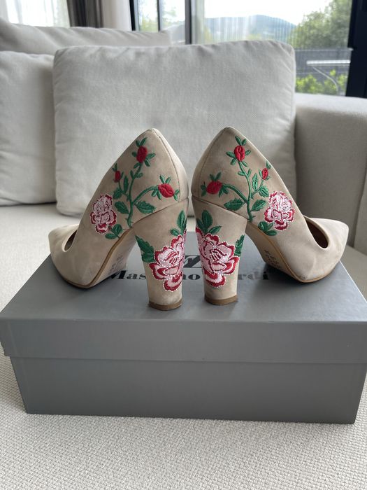 Дамски обувки на ток