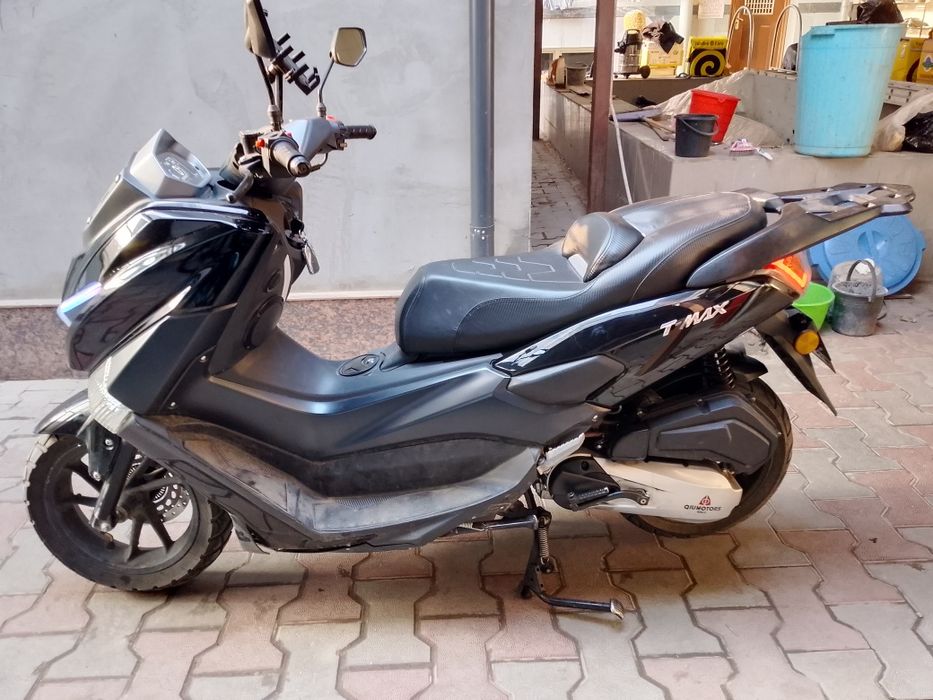 T-max skuter, 20ming km yurgan