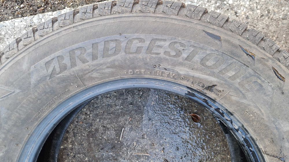 одна шина 215/70/16