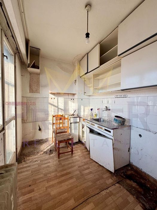 Продава се Двустаен апартамент в София, Свобода - 65 кв.м за 957 €/кв.м - Снимка #10