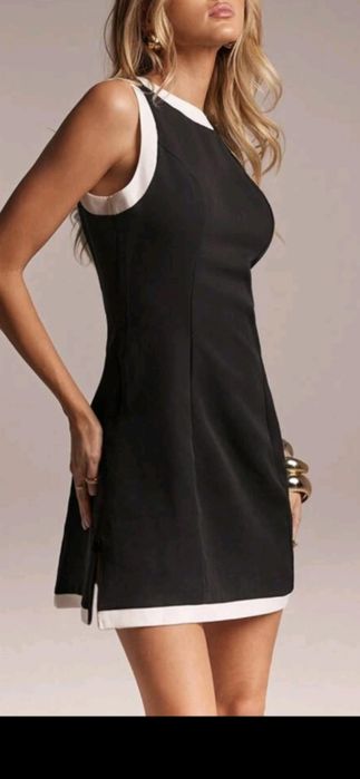 Рокля нова отговаря на размер С/м