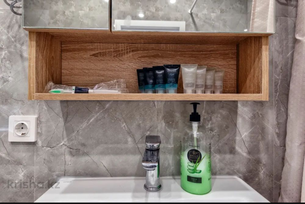 Сдам 2х ком квартиру посуточно