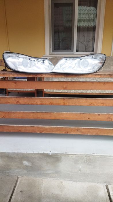 Vând set Faruri Skoda Octavia 2012!