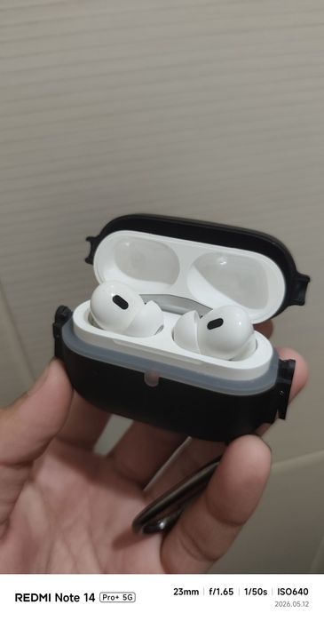 Airpods 2nd generation продам состояние хорошее