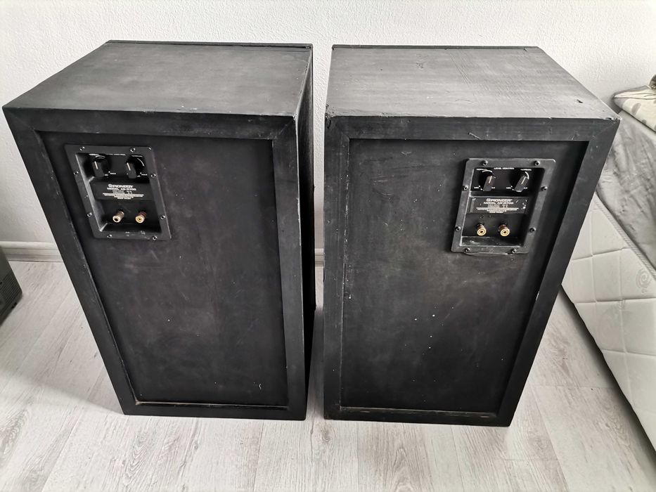 Продавам Pioneer AS-R700 Редки тонколони