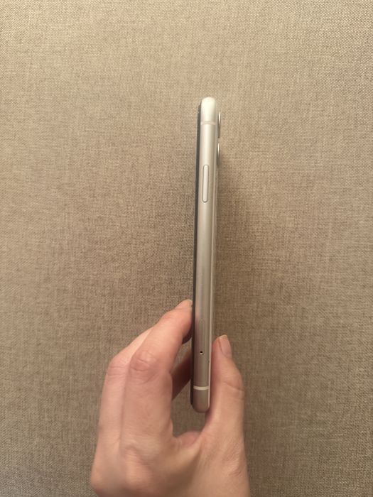 продаётся iphone 11