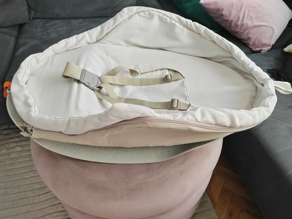 Stokke bouncer шезлонг