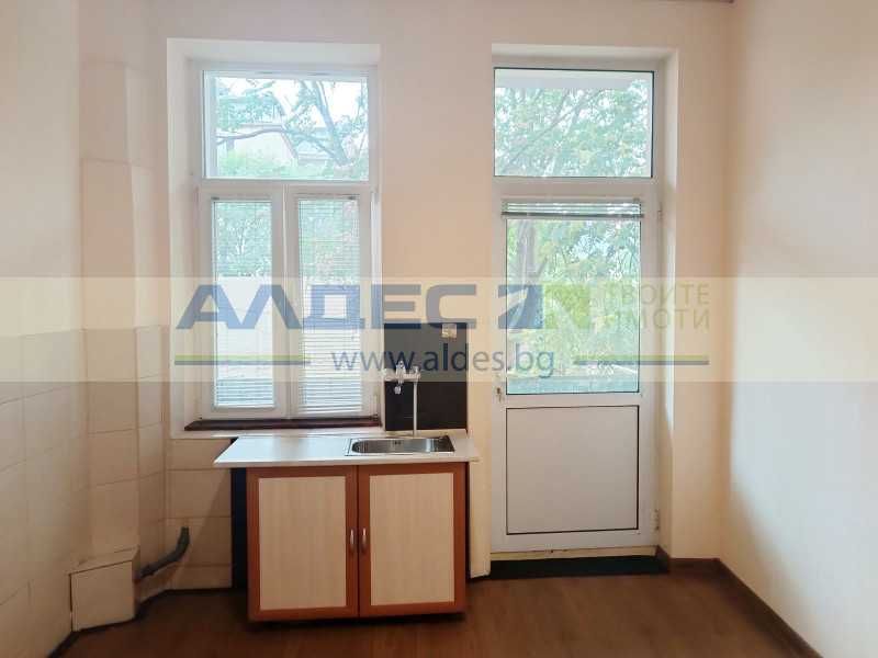 Продава се Етаж от къща в София, Център - 145 кв.м за 2682 €/кв.м - Снимка #9