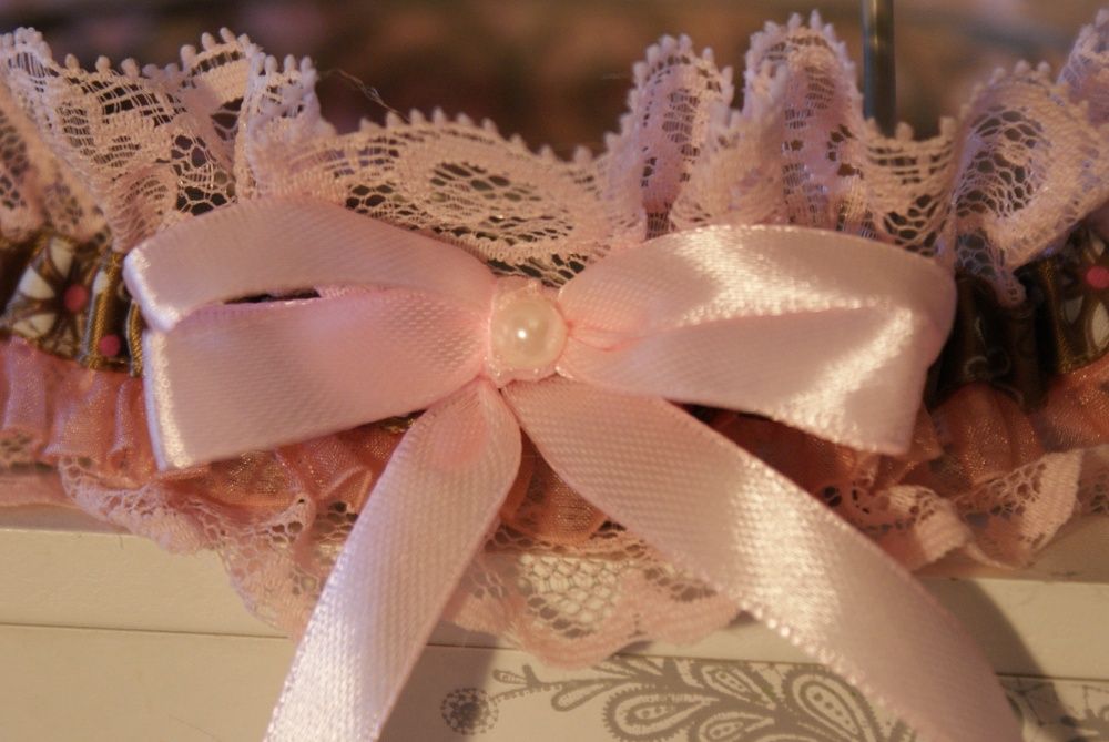 Jartiera mireasa NOUA hand made 100% in Romania Bridal garter