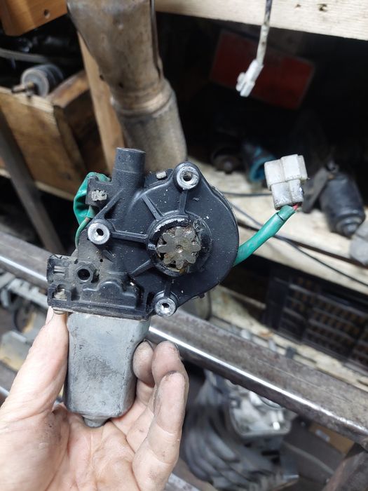 Маторчики стикло подёмника