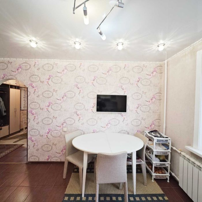 СРОЧНО продам 3-комн. квартиру.