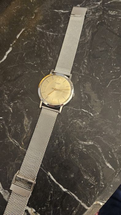 Ceas Universal Geneve