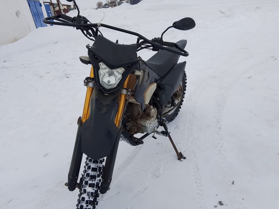 Продам мотоцикл 250 куб