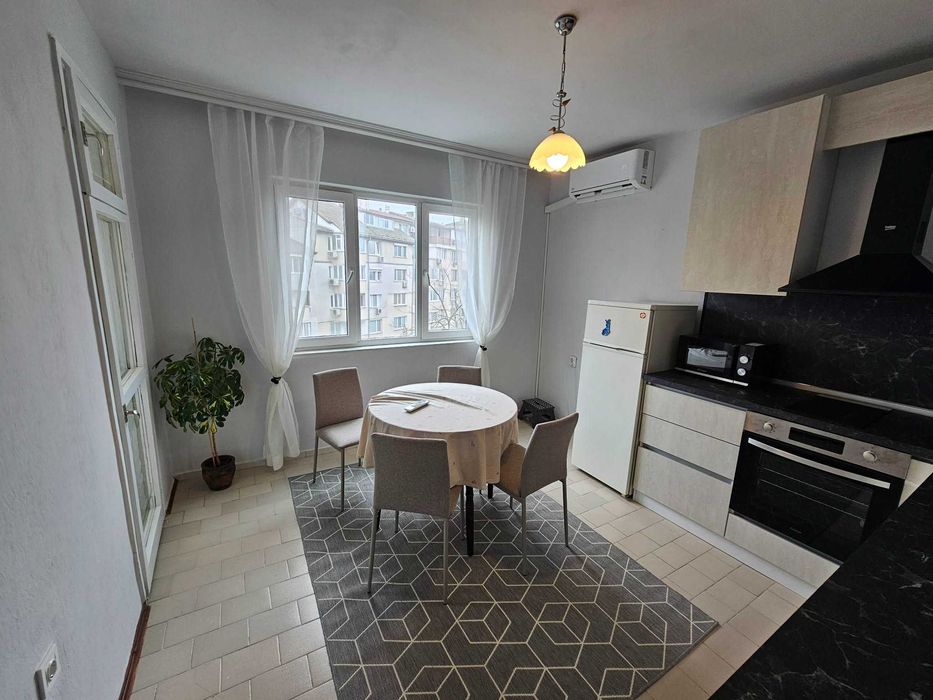 Тристаен до завод Дружба  - Варна - 550 евро