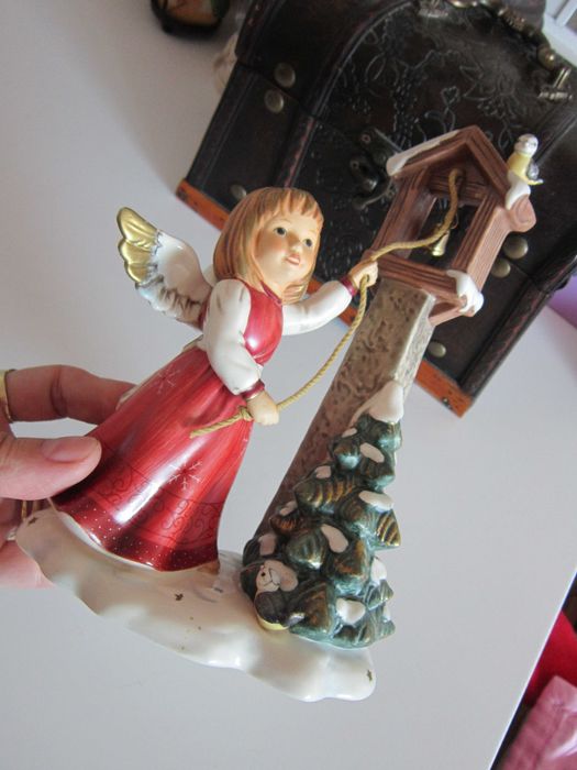 cadou rar Hummel portelan fin Goebel handmade Germania 1970