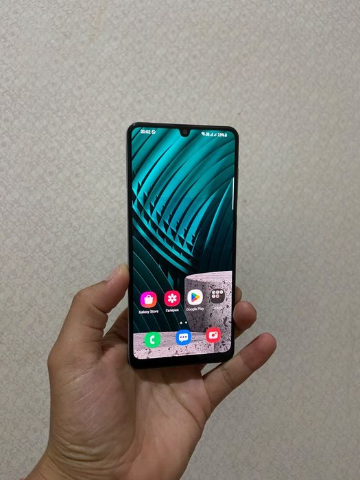 Продам телефон Samsung A31