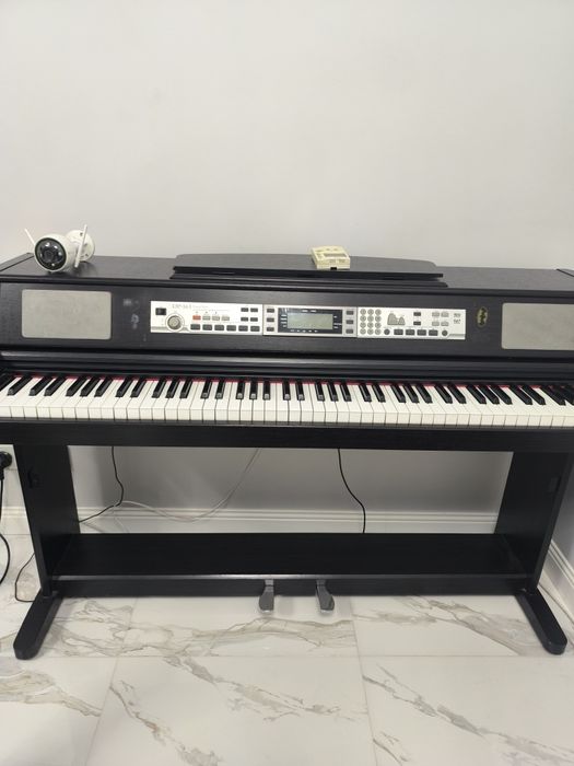 Продам цифровое пианино Medeli