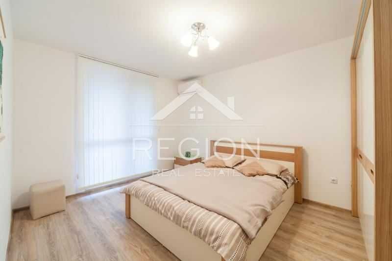 Дава се под наем Двустаен апартамент в Варна, Лятно кино Тракия - 60 кв.м за 357 € - Снимка #12