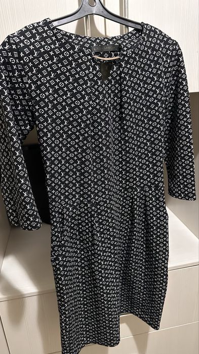 Платье вечернее миди