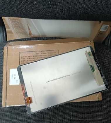 E-yiiviil LCD дисплей за Samsung Galaxy Tab A 10.1 2016