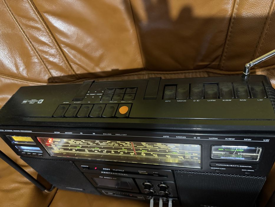 Radiocasetofon Grundig RR1040-Profesional