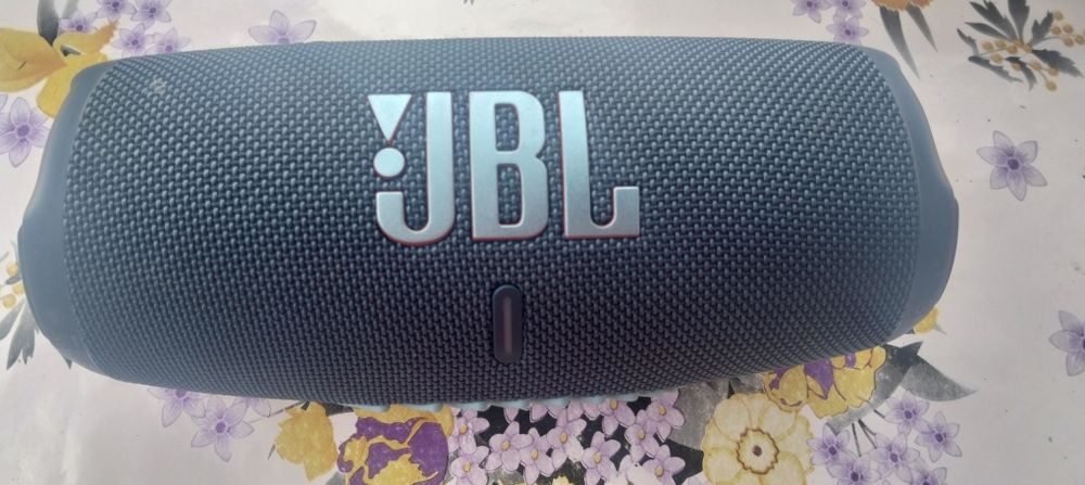 Boxă portabilă JBL