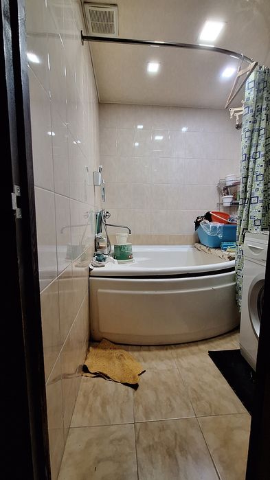 Продаётся на А.Югнаки 4ком